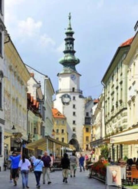 Ubytovanie Dobra Lipa Pressburg Exterior foto